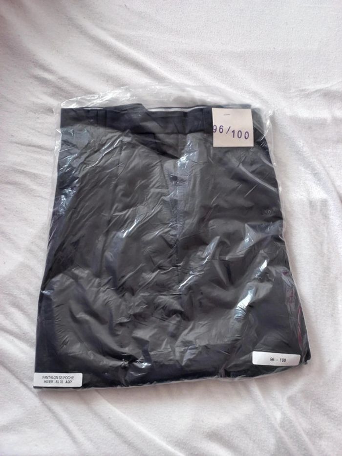 Pantalon neuf taille 96/100 grande taille - photo numéro 6