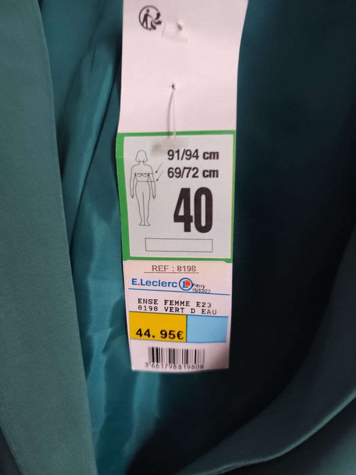 Ensemble veste et pantalon vert d'eau taille 40 neuf - photo numéro 3
