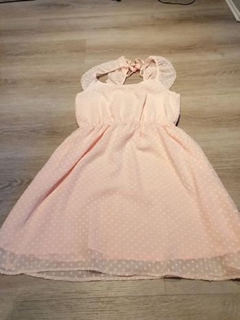 Robe rose pâle