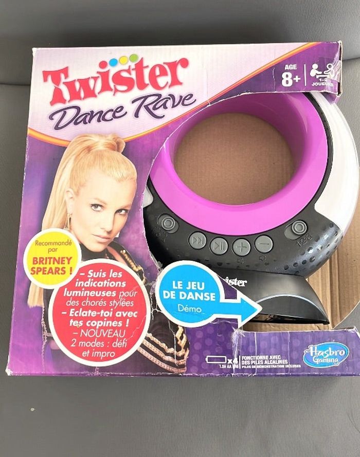 Jeu Twister Dance Rave Hasbro avec boîte