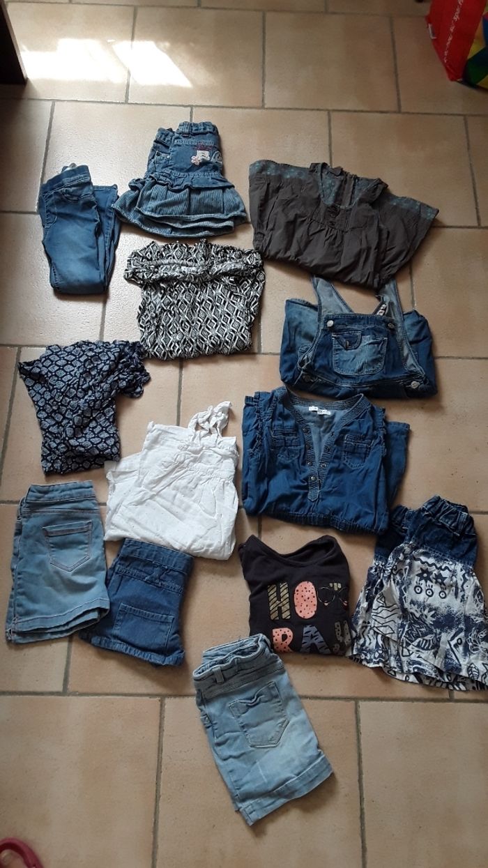 Lot fille 4/5ans