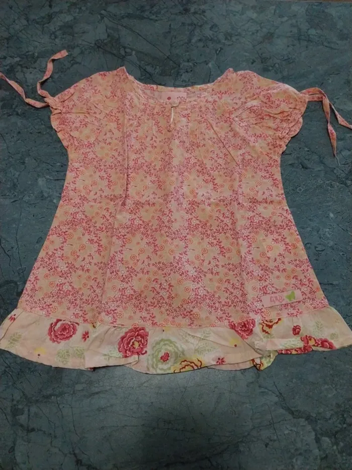 T-shirt manche courte T.4 ans
