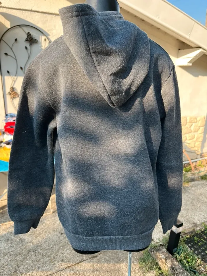 Sweat gris taille 6 ans - photo numéro 2