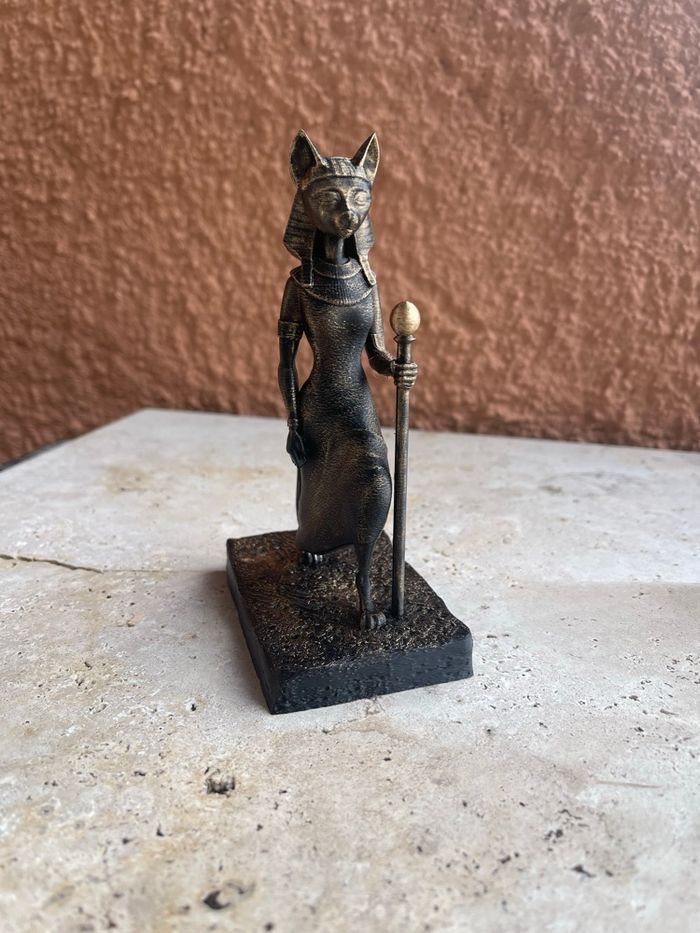 Statut de Bastet Égypte