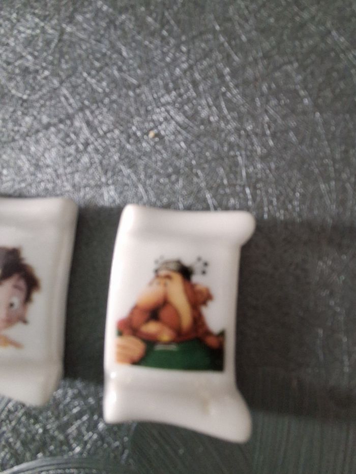 3 fèves sur le thème Asterix en forme de parchemin - photo numéro 4