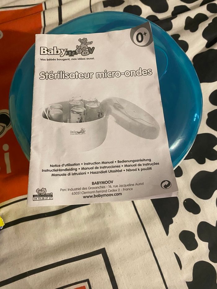 Stérilisateur micro-ondes