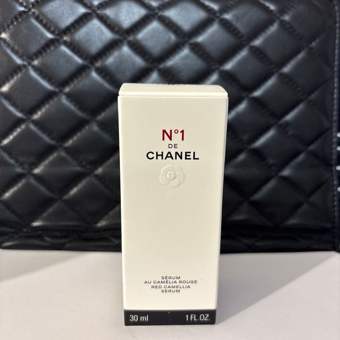 Sérum Visage au Camélia rouge Chanel 30ml - photo numéro 3