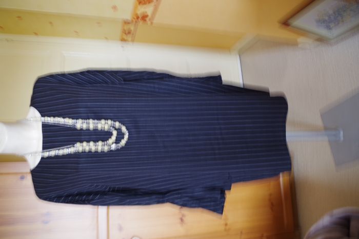 Robe Mango à fines rayures - noir T L