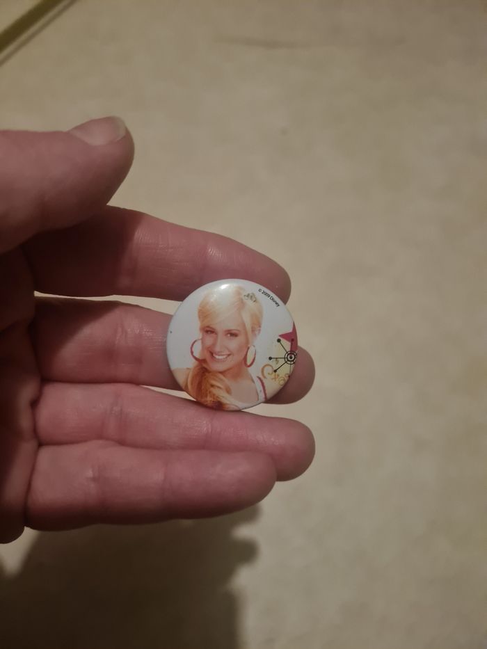 Badge