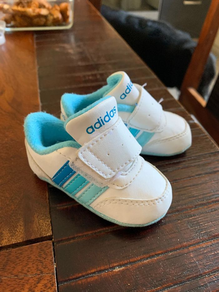 Adidas neo