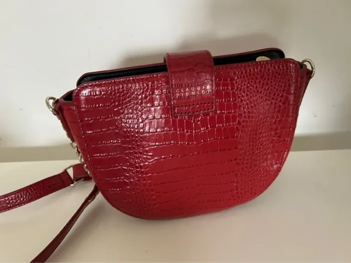 Claudie Pierlot, sac en cuir rouge - photo numéro 5