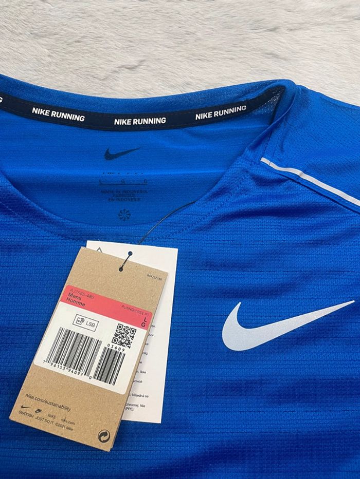 T-shirt Nike running Dri-fit bleu 💙 Taille L - photo numéro 3