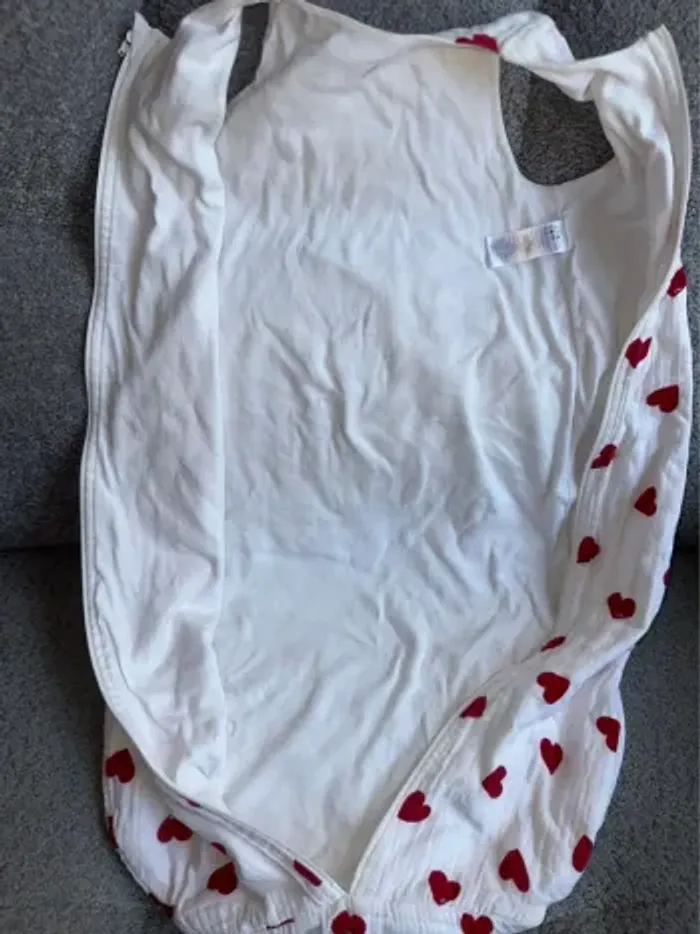Gigoteuse en coton à cœurs rouge Tog 1 Petit Bateau - photo numéro 3