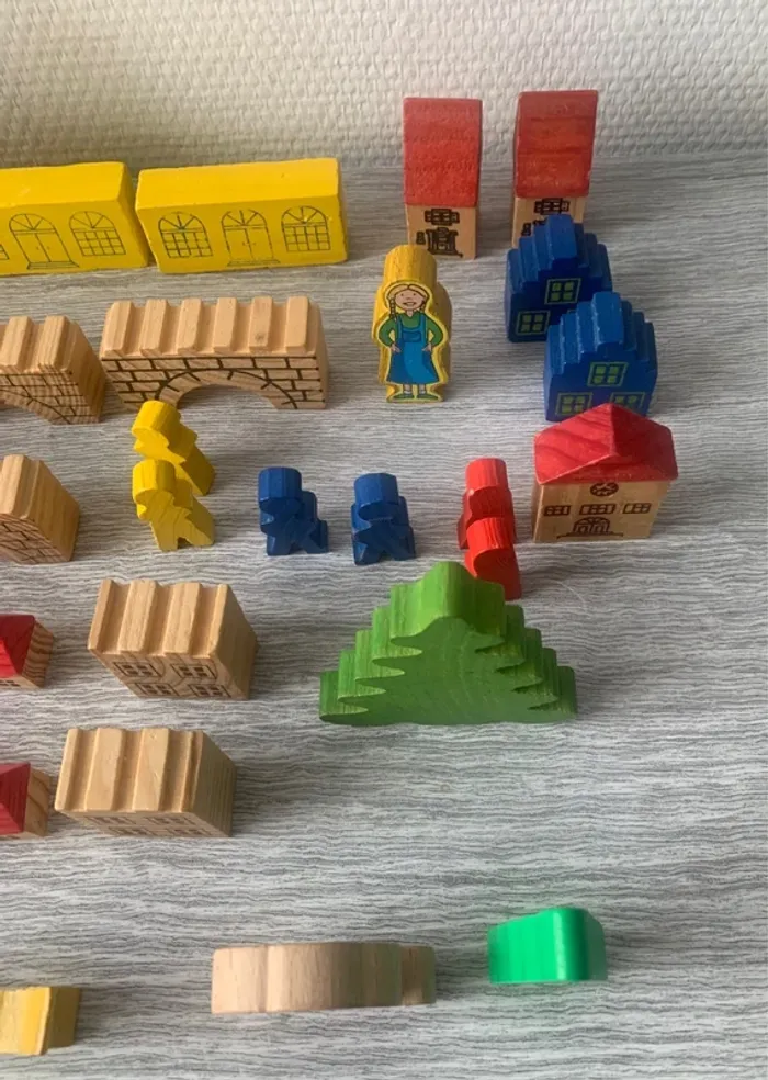 Lot de figurines/sujet/véhicules en bois - photo numéro 2