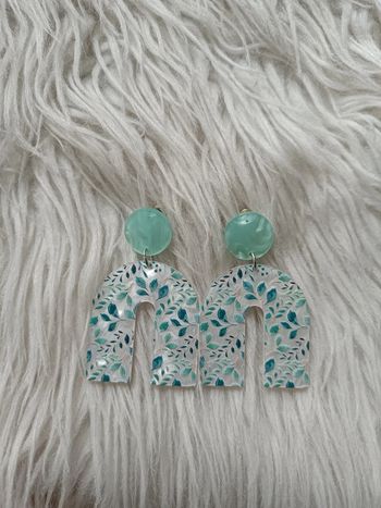 Boucles d'oreilles nacrées motif floral Easyclothes Neuf
