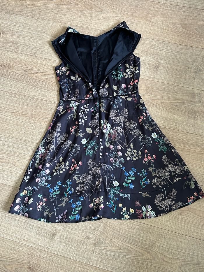 Robe noire et fleurie sans manches Morgan taille 36 TBE - photo numéro 9