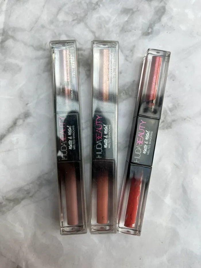 Huda beauty - Lot 3 Matte & metal liquid eyeshadow