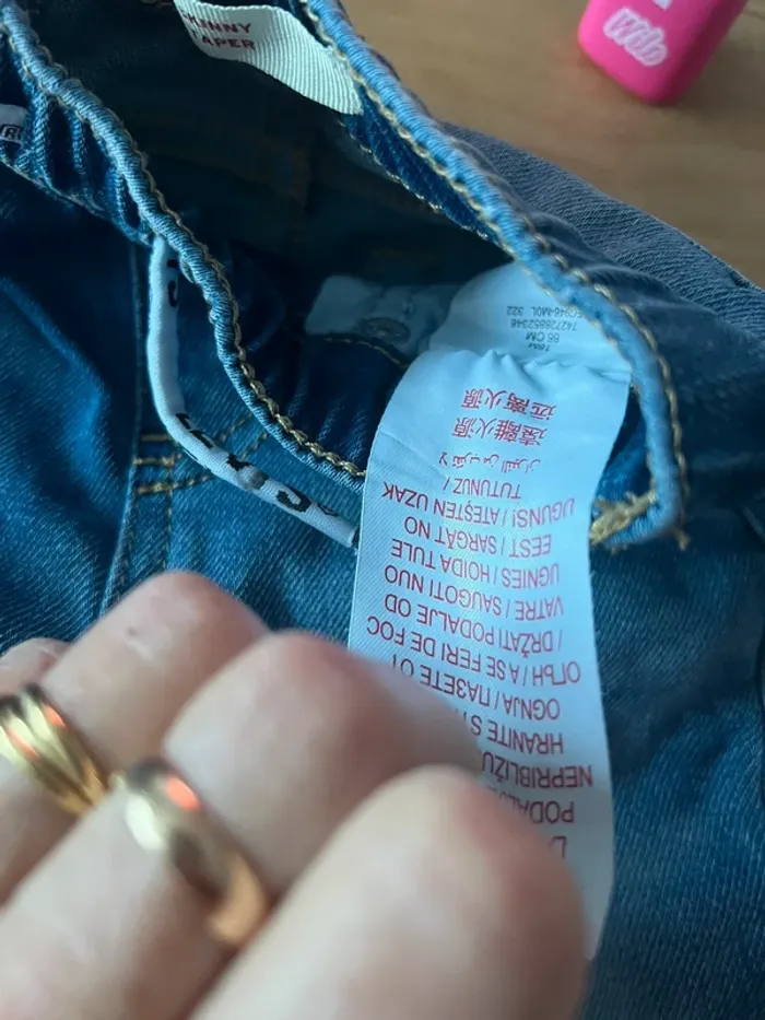 🟩 Jeans skinny garçon. 🟩 Effet délavé - photo numéro 5