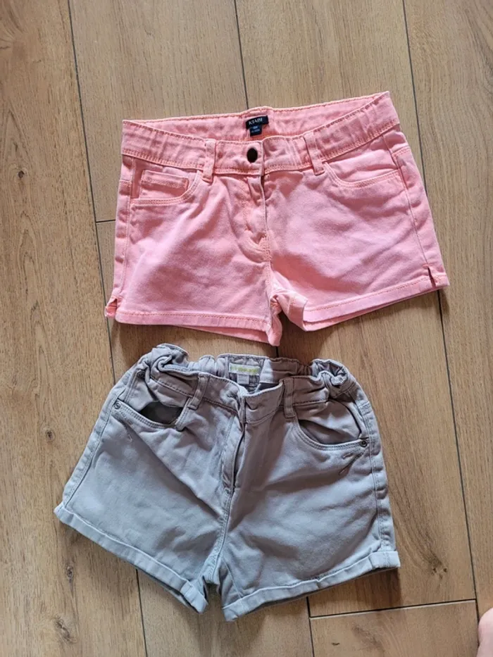 Lot 2 shorts en jean 12 ans tbe