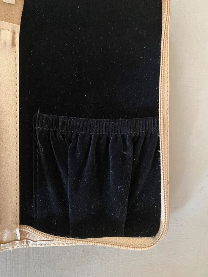 Swarovski pochette maquillage ou bijoux dorée avec brillants - photo numéro 5