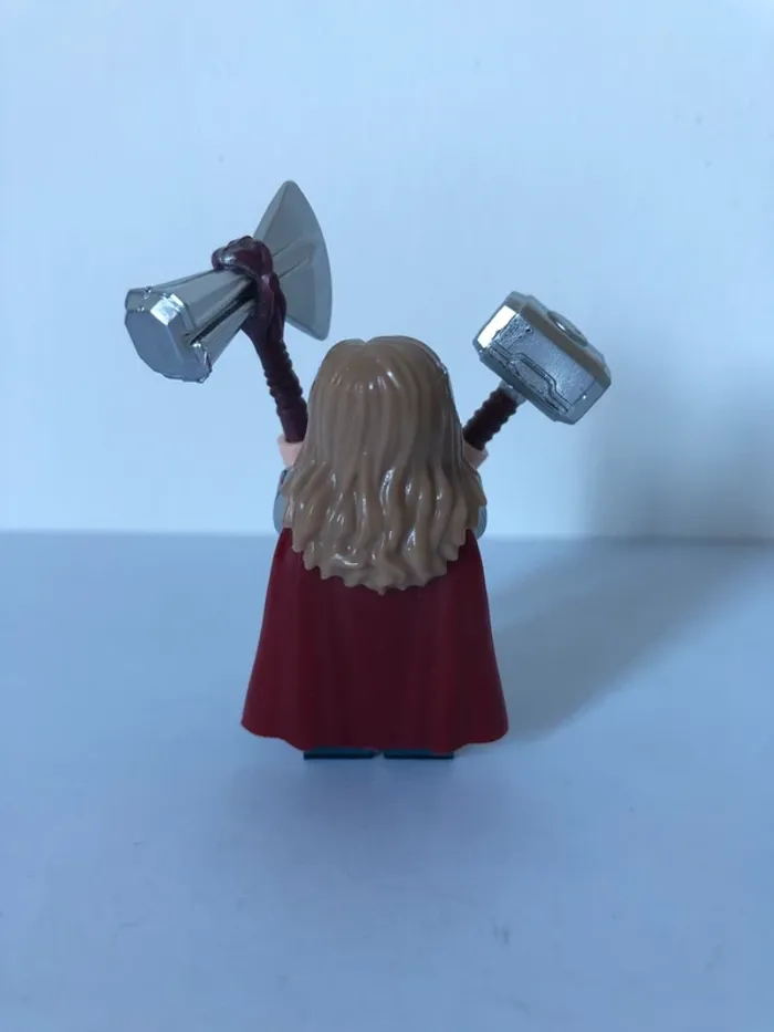 Figurine type lego Thor. Marvel - photo numéro 3