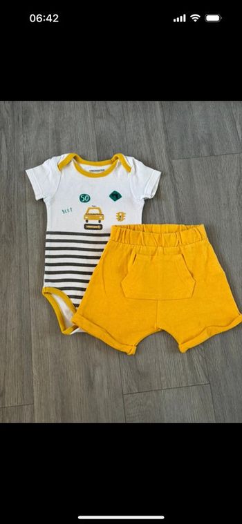 Ensemble orchestra taille 9 mois (71cm)