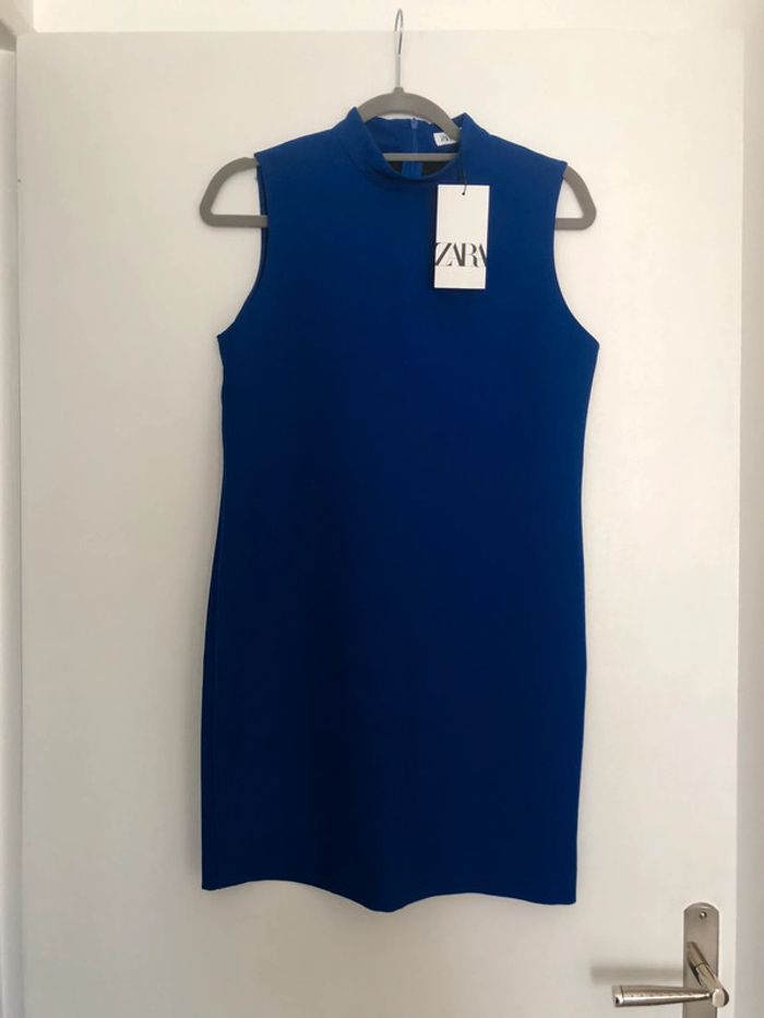 Superbe belle robe col cheminée Zara neuve avec étiquette taille S - photo numéro 2