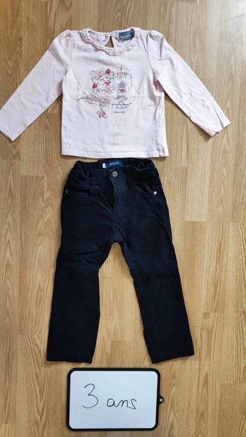 T-shirt et pantalon taille 3 ans