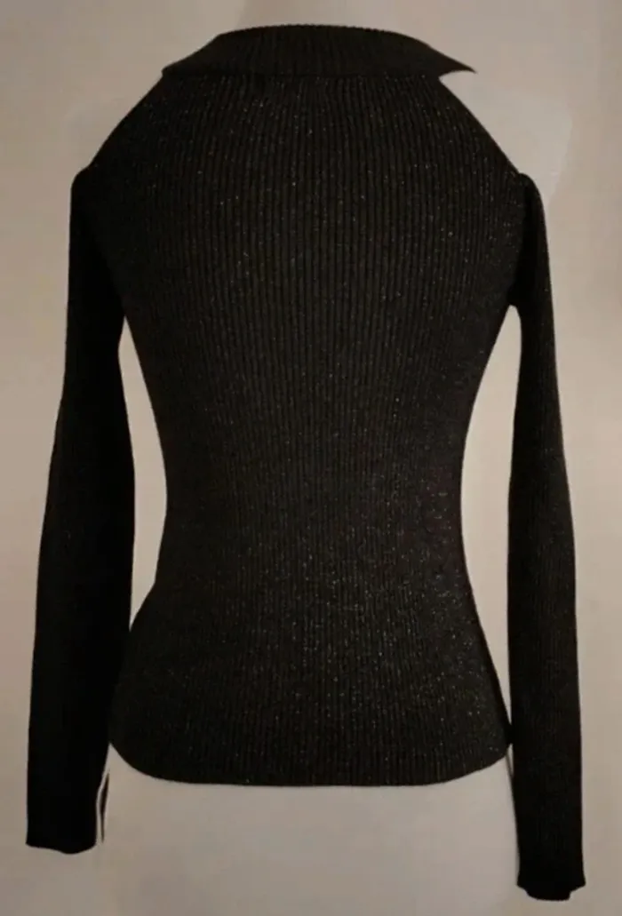 Magnifique pull noir pailleté argenté épaules dénudées Vintage dressing taille 10 ans - photo numéro 3