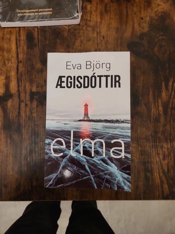Livre : Elma
