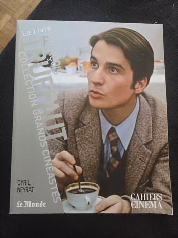 Les cahiers du cinema. F.TRUFFAUT