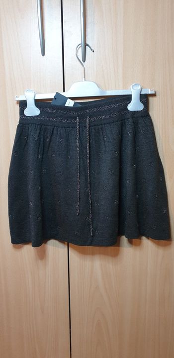 NEUVE tres jolie jupe effet pailleté delicat féminin