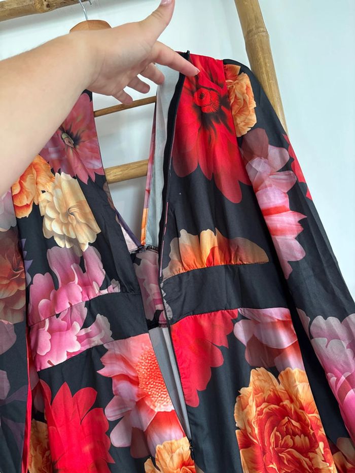 Longue robe à fleurs - photo numéro 6