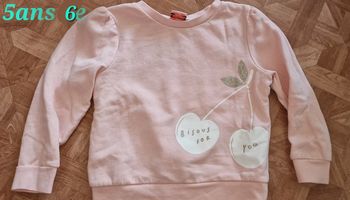 Pull 5ans tape à l'œil