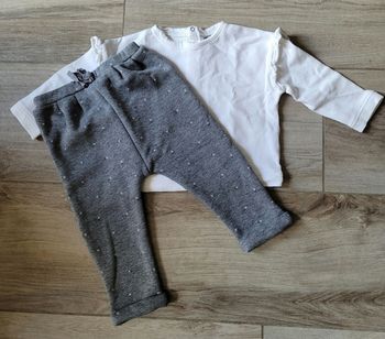 Ensemble pull et pantalon molletonné taille 18 mois