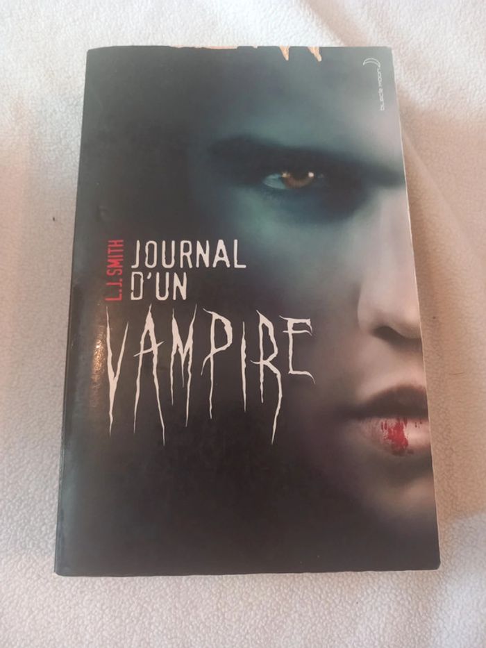 Livre journal d'un vampire tome 1