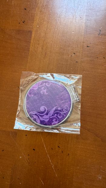 Miroir de poche violet