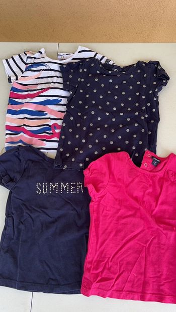 Lot 4 t-shirt 18 mois