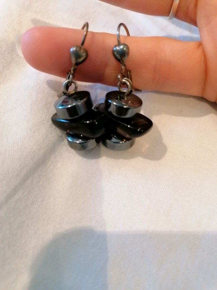 Boucle d'oreille fantaisie