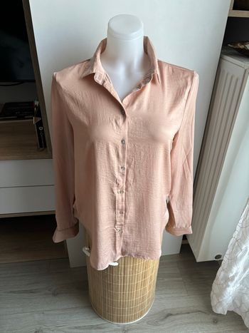Chemise satiné rose poudré taille S H&M
