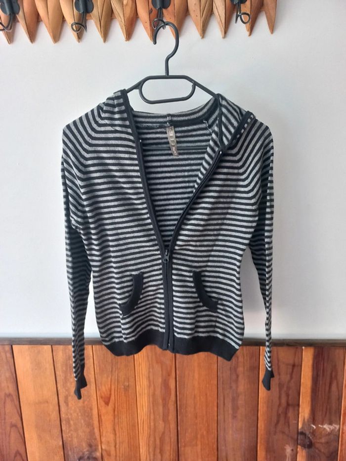 Gilet rayé gris/noir