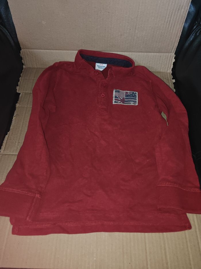 Polo rouge