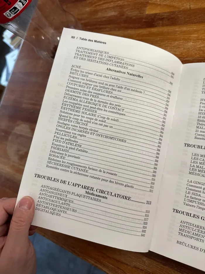 Livre le guide de 601 médicaments ce qu’ils font leur effet secondaire et leur alternative naturel - photo numéro 11