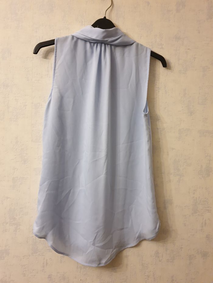 Blouse sans manche bleu ciel – H&M – Taille 34 - photo numéro 2