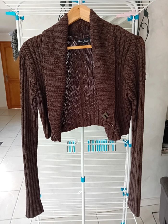 Gilet boléro couleur marron chocolat