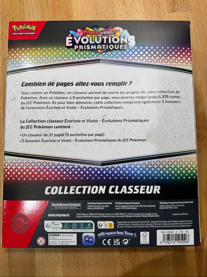 Pokémon coffret classeur évolution prismatique 8.5 - photo numéro 2