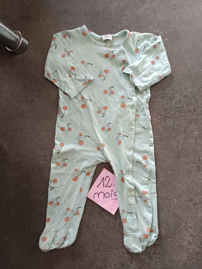 Pyjama cerises 12 mois