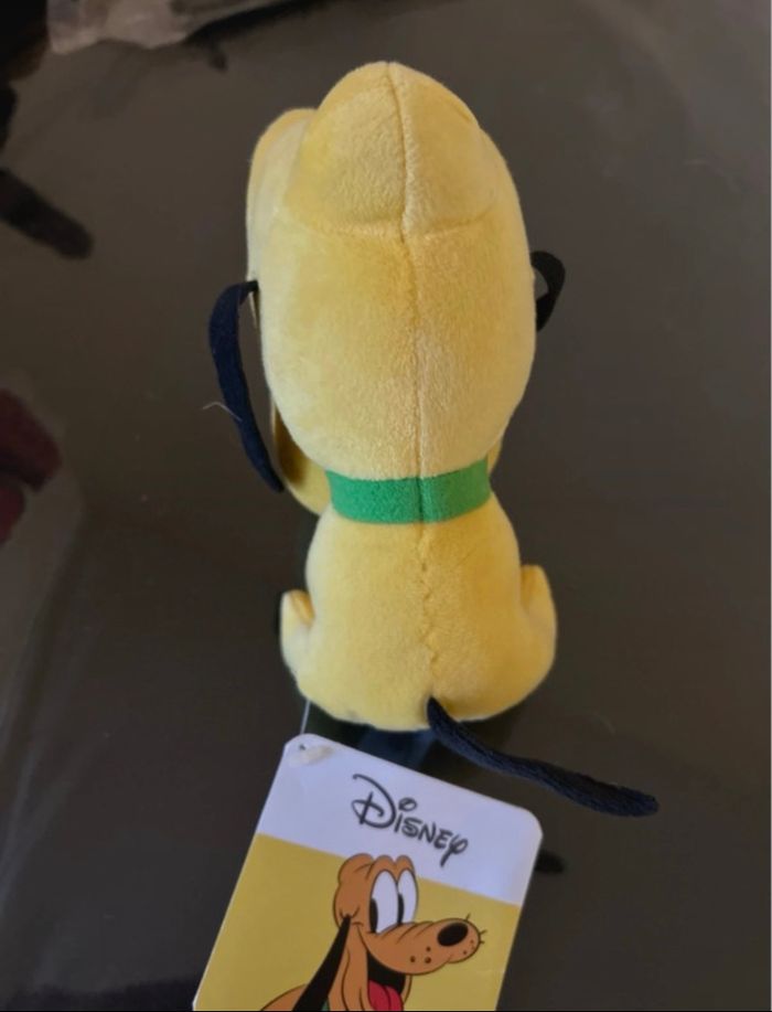 Peluche pluto Disney- Neuve avec étiquette - photo numéro 2