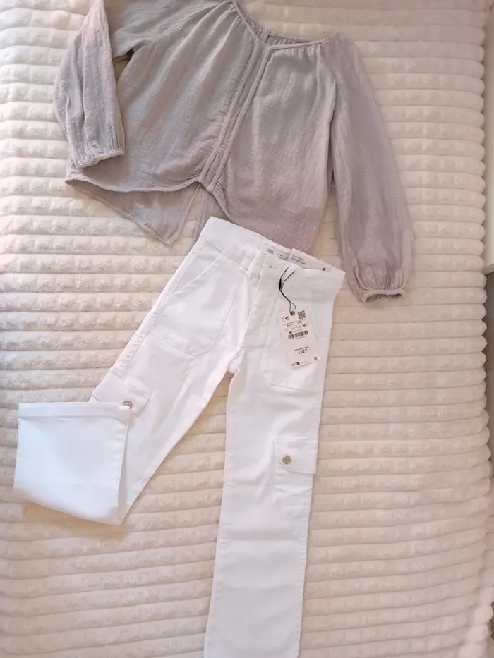 Ensemble fille tunique +cargo neuf 6ans Zara 🤍🩶