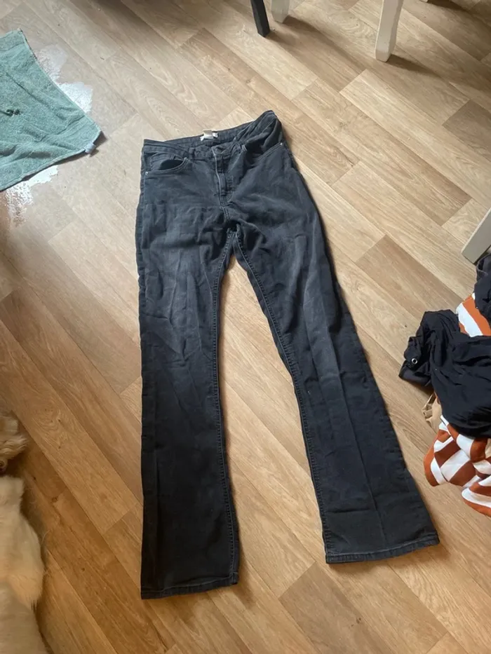 Jean noir H&M - photo numéro 2